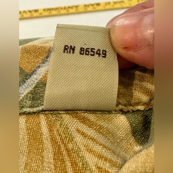 Tommy Bahama Hawaiian 100% Silk Short Sleeve Floral Size X-Large - Picture 9 of 10